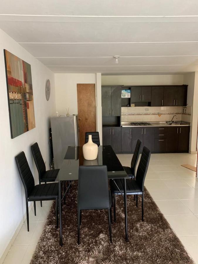 E2 Comodo Y Amplio Apartamento En Laureles Estadio 120 Mts2 Medellín Eksteriør bilde
