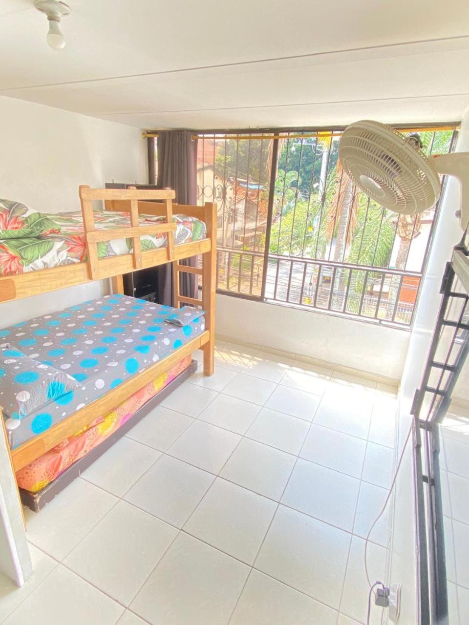 E2 Comodo Y Amplio Apartamento En Laureles Estadio 120 Mts2 Medellín Eksteriør bilde