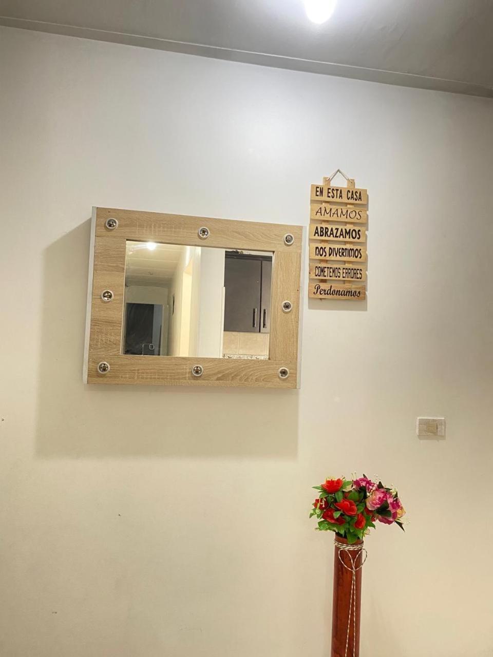 E2 Comodo Y Amplio Apartamento En Laureles Estadio 120 Mts2 Medellín Eksteriør bilde