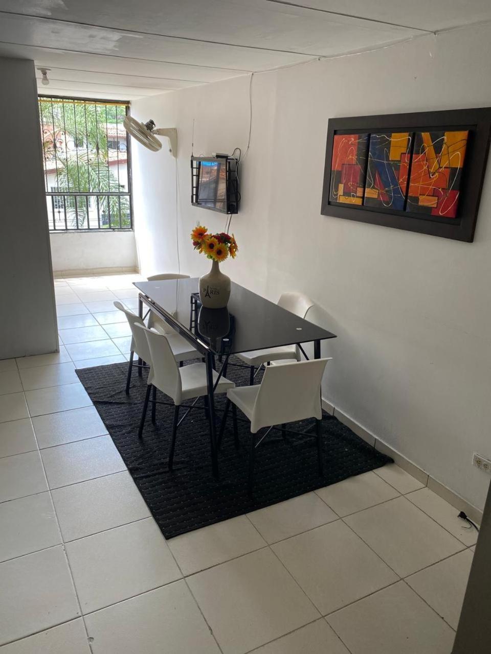 E2 Comodo Y Amplio Apartamento En Laureles Estadio 120 Mts2 Medellín Eksteriør bilde